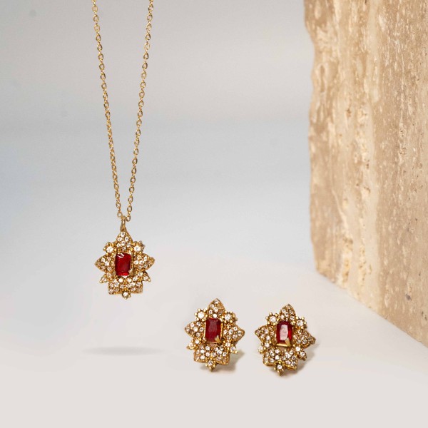 Ruby Pendant Set